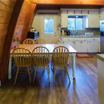 Fire Escape Cabin-Southern Yosemite