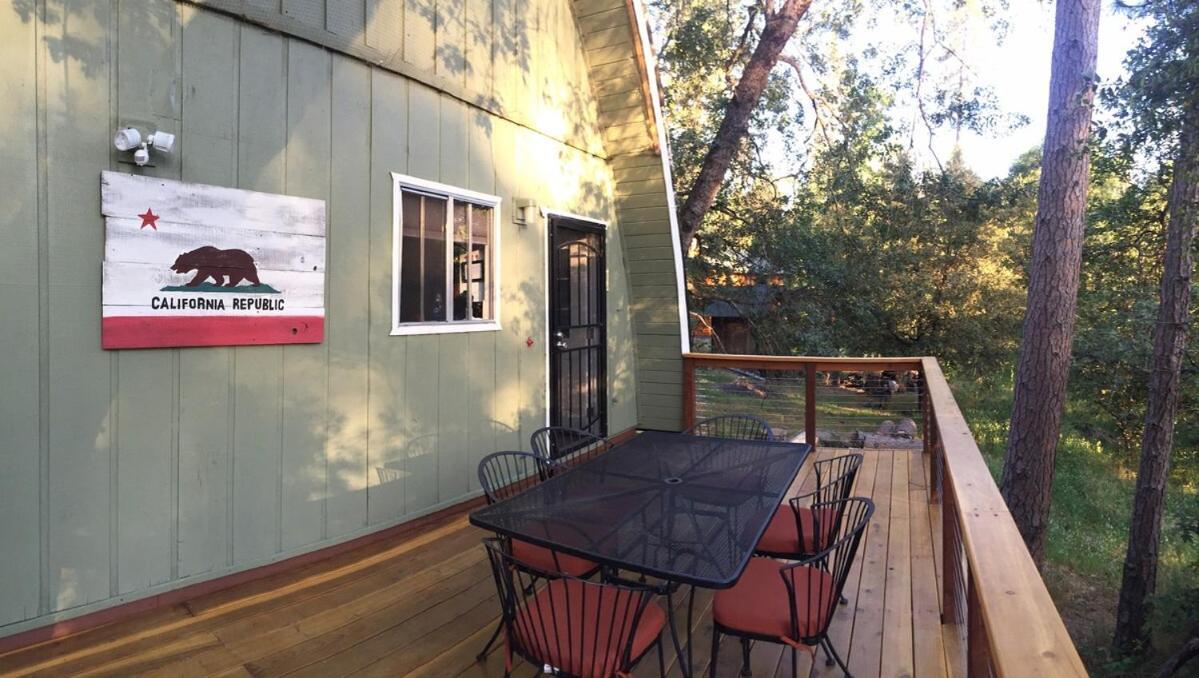 Fire Escape Cabin-southern Yosemite *